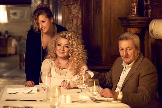 magda-gessler-lara-gessler-i-piotr-ikonowicz-viva-marzec-2015-344573-GALLERYBIG-29caf62