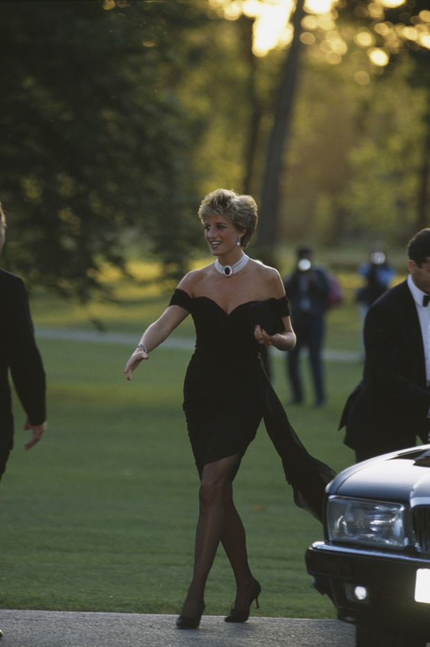 Diana Attends Vanity Fair Party At The Serpentine Gallery