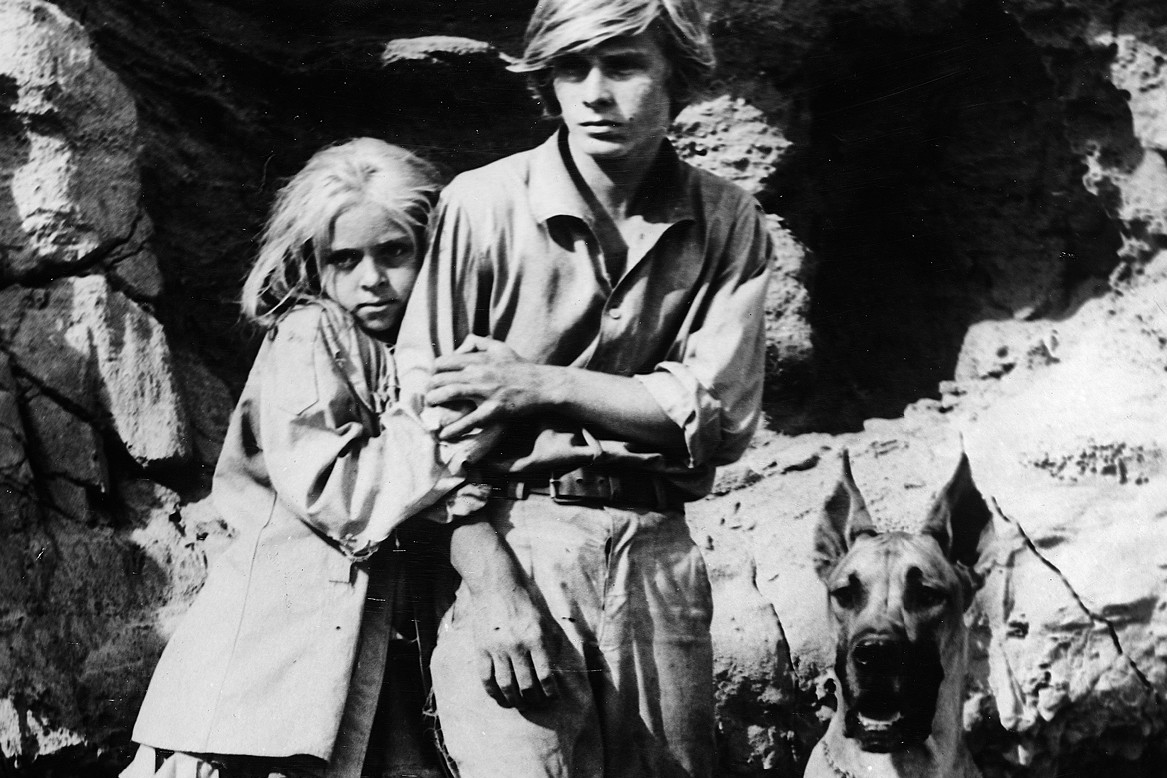 Egipt-Sudan, 1971-1973, kadr z filmu „W pustyni i w puszczy”, Monika Rosca, Tomasz Medrzak jakoś Staś i Nel