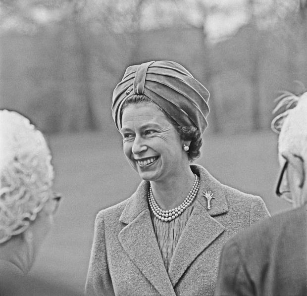 The Queen Presents Colours