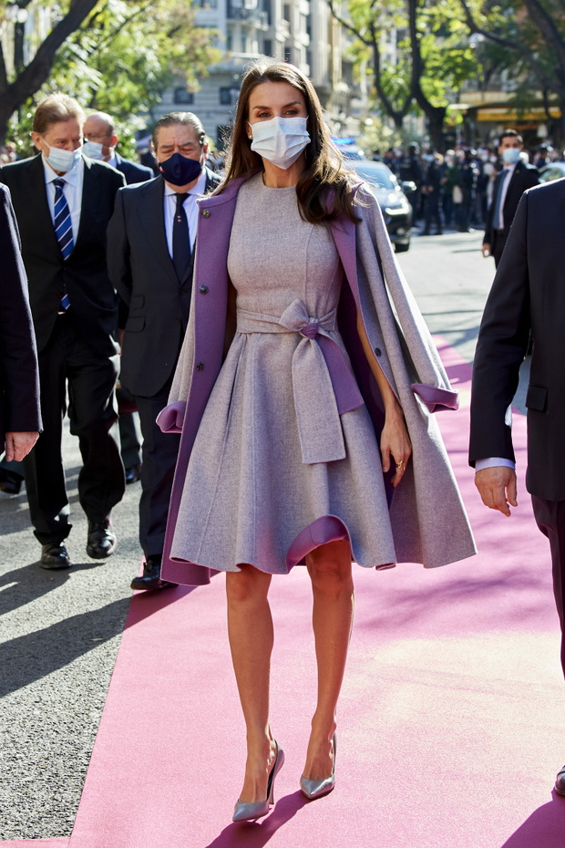 Queen Letizia Of Spain Arrives At The 'Jaume I' Awards In Valencia
