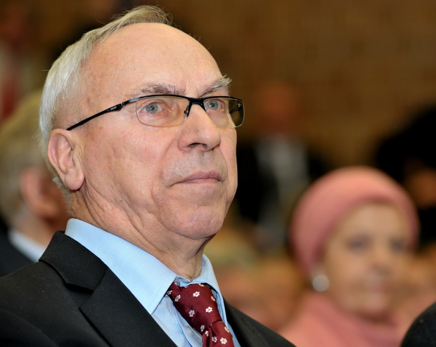 Leszek Miller na obchodach urodzin Edwarda Gierka w Sosnowcu