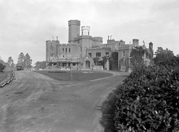 FORT BELVEDERE, WINDSOR