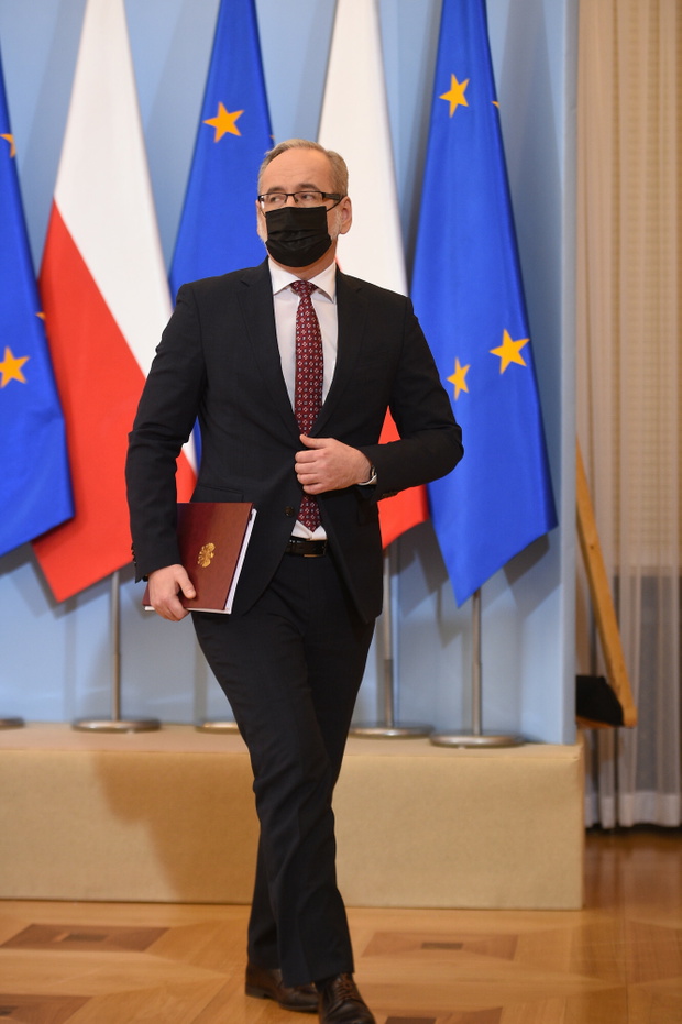 Konferencja Mateusza Morawieckiego i Adama Niedzielskiego