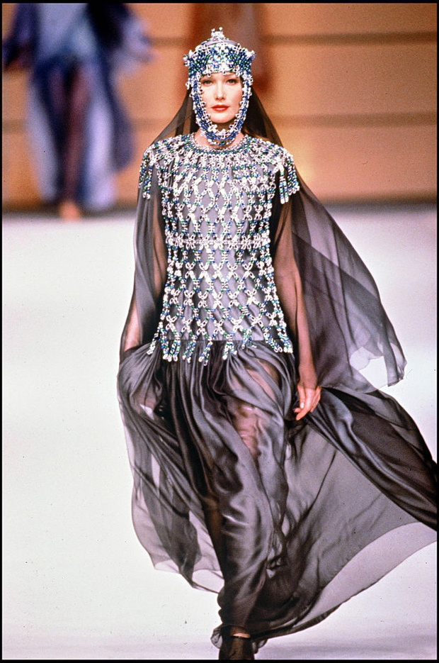 Haute Couture Fashion Show Spring Summer 1994 Collections