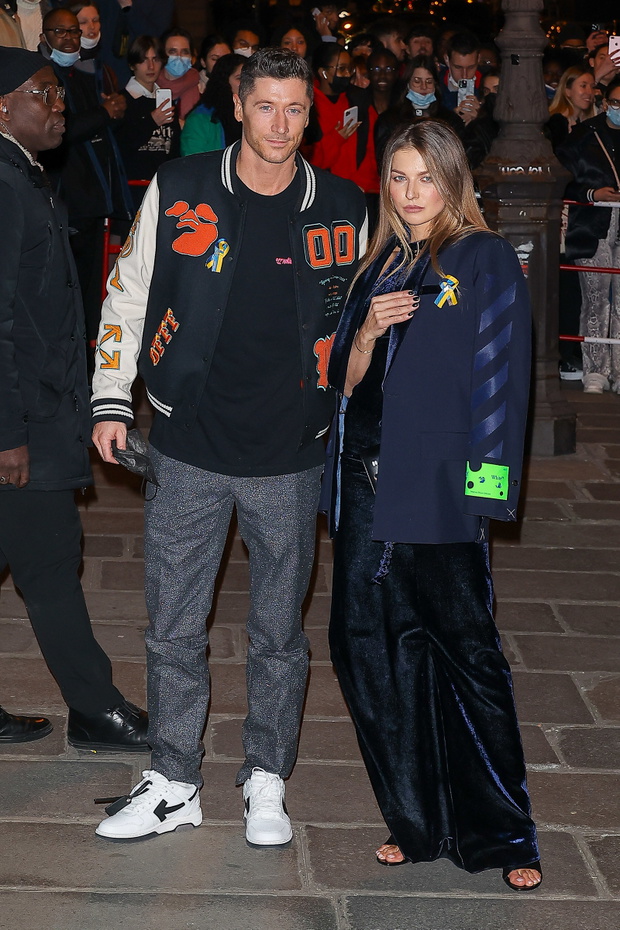 Off-White : Outside Arrivals - Paris Fashion Week - Womenswear F/W 2022-2023