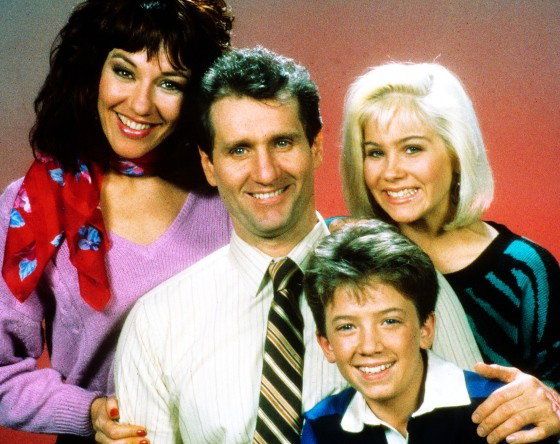 Al Bundy, Świat według Bundych, Ed O'Neill, 1 sty 1987