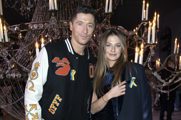 Anna i Robert Lewandowscy na pokazie Off-White w Pary?u