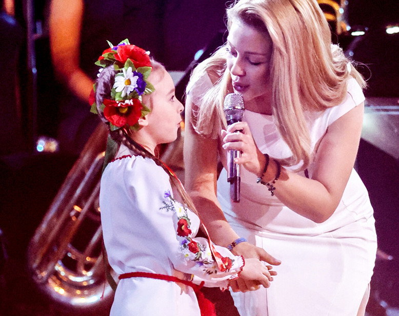 Tina Karol, Amelia Anisowicz, koncert Razem z Ukrainą w Łodzi, 20.03.2022 rok