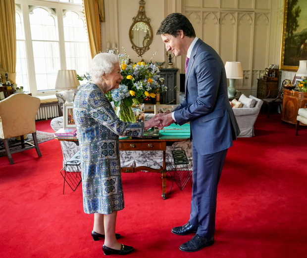 Justin Trudeau na audiencji u królowej El?biety II