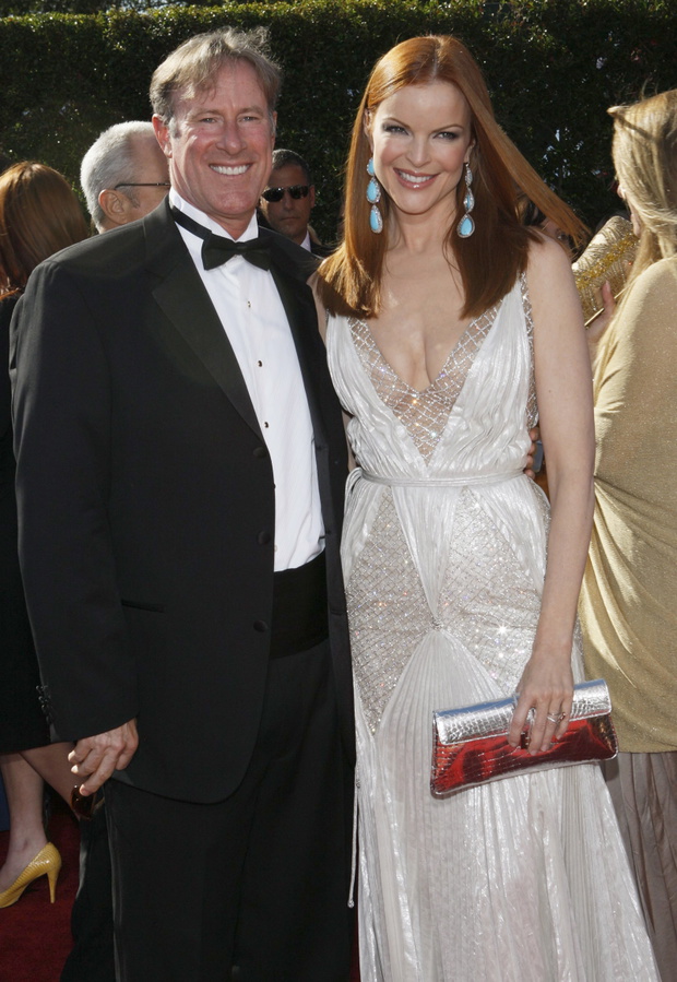 Actress Marcia Cross of the series "Desperate Housewives" and husband Tom Mahoney arrive at the 59th Primetime Emmy Awards in Los Angeles