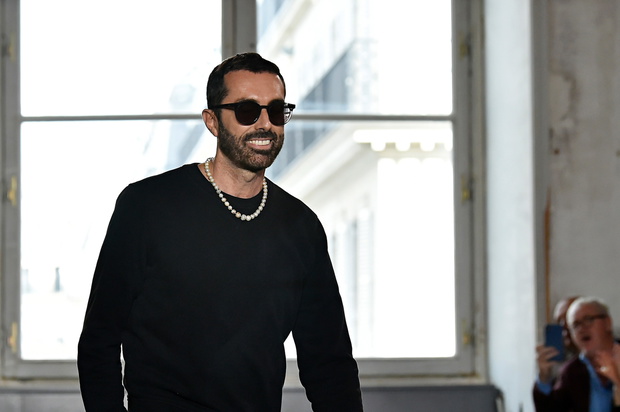 Giambattista Valli : Runway - Paris Fashion Week - Womenswear Spring Summer 2020