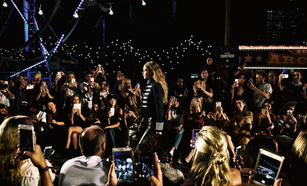 #TOMMYNOW Women's Runway Show Fall 2016 - Alternative Views