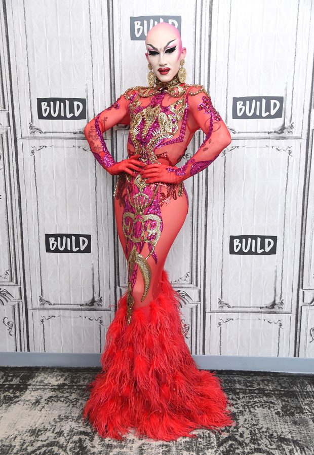 Celebrities Visit Build - October 15, 2019