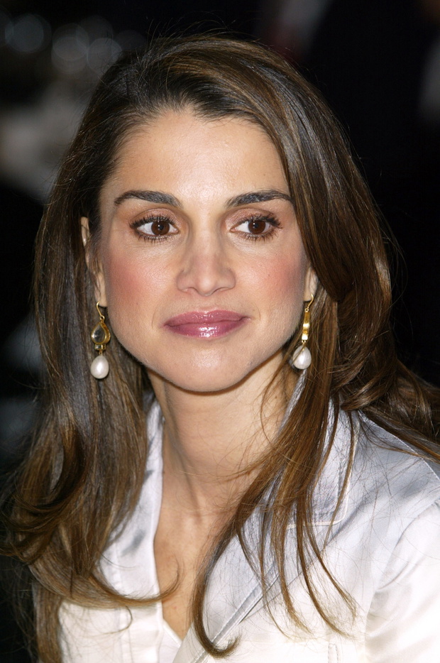 Queen Rania Of Jordan At The Launch Of The Global Campaign For Child Immunization