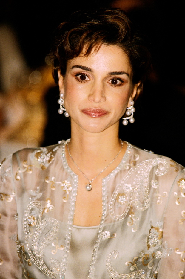 Queen Rania in Sheer Paisley Jacket