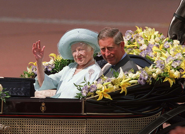 (FILE PHOTO) Queen Mother Dies