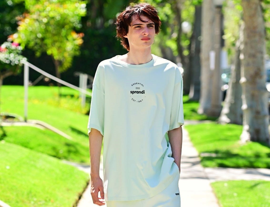 FINN WOLFHARD W SPRANDI (4)1