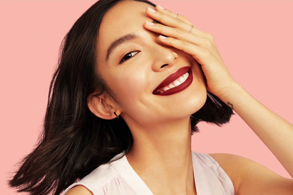 J2002559-GB-116-JIA-LE-CSR-LIP-pinkbg11
