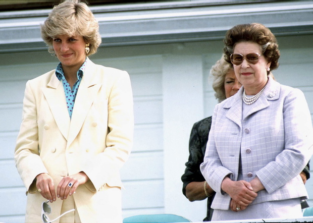 Diana And Queen At Polo