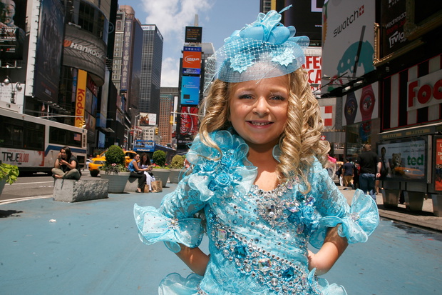 Former "Toddlers And Tiaras" Star Isabella Barrett Photo Call