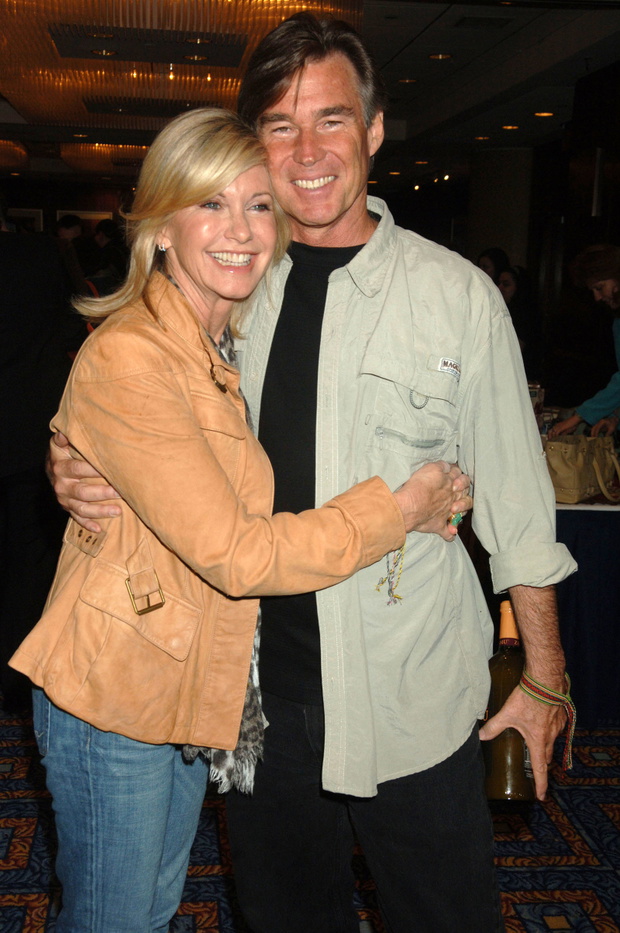 BREAKING NEWS - FILE PHOTO - Olivia Newton-John, singer and actress, dead at 73