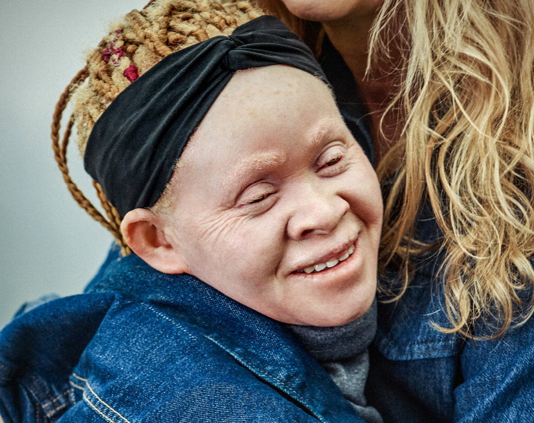 Kabula Nkarango Masanja, Martyna Wojciechowska, Viva! 16/2022