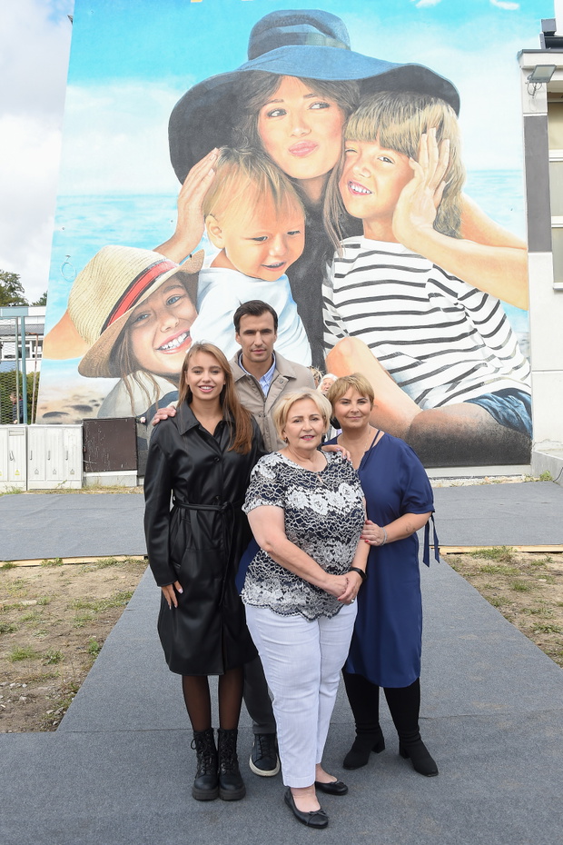 Mural z wizerunkiem Anny Przybylskiej