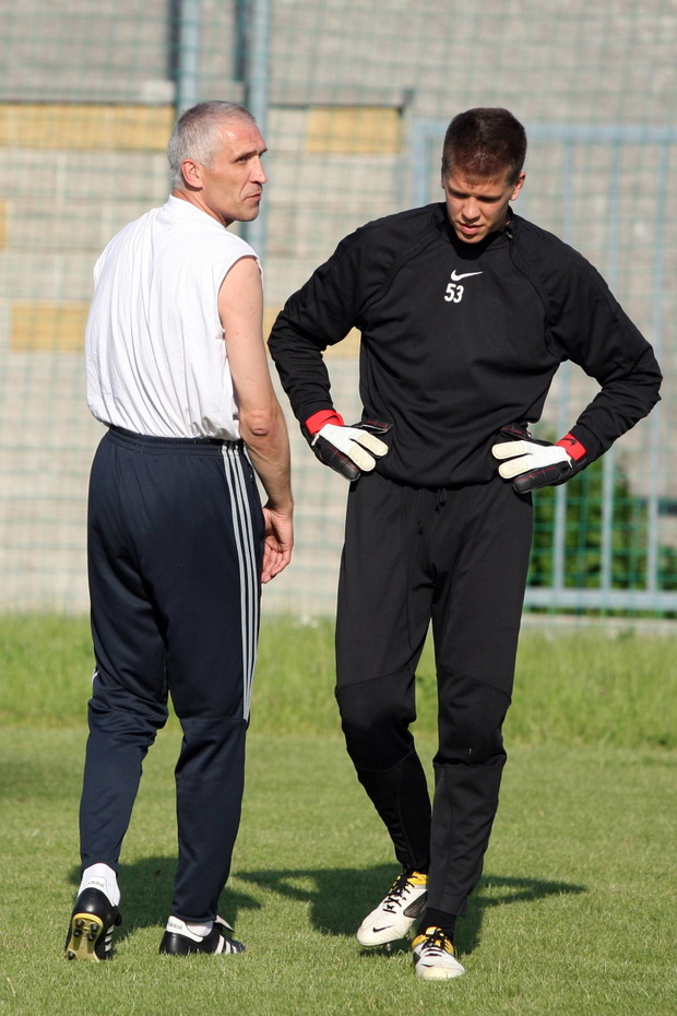 TRENING ZNICZA PRUSZKOW --- ZNICZ PRUSZKOW TRAINING