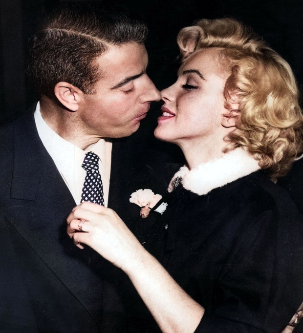 Photo of Marilyn Monroe and Joe DiMaggio after getting married at the San Francisco City Hall from the May 1961 issue of TV-Radio Mirror.