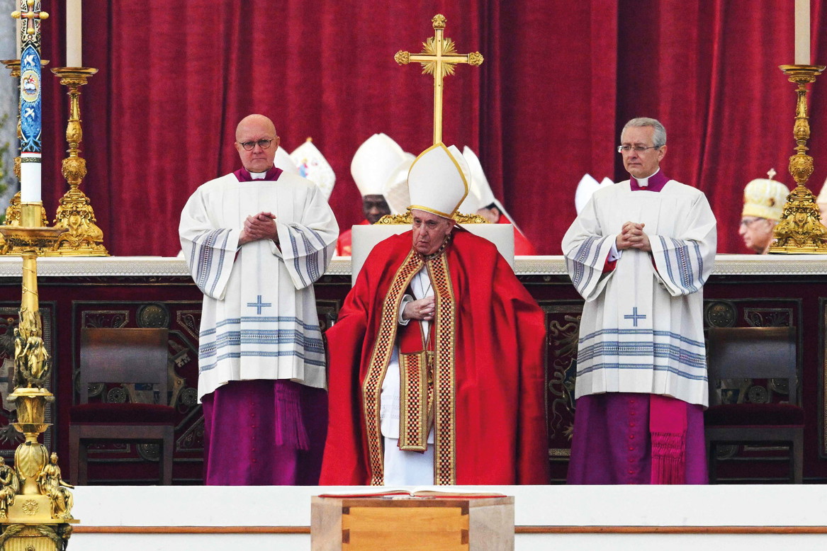 Papież Franciszek, pogrzeb Benedykta XVI, Watykan, 05.01.2023 rok