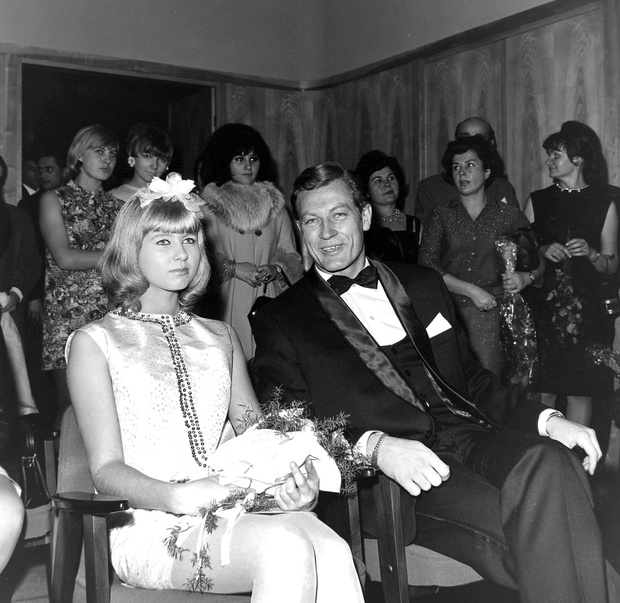 Slub aktora Bruno O'Yi, 1967