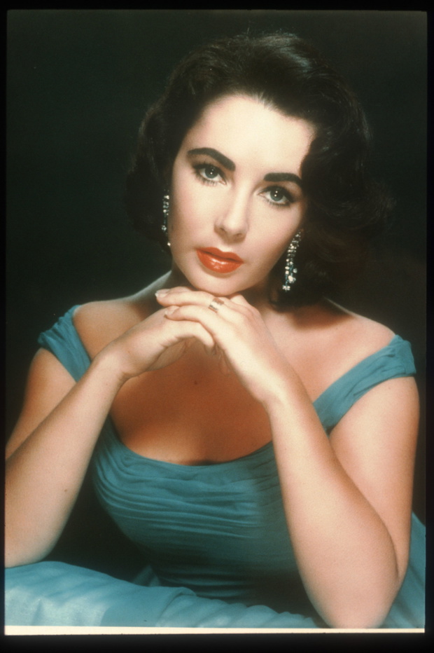 Actress Elizabeth Taylor Poses