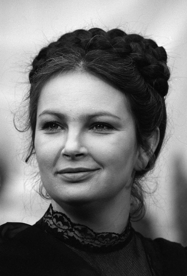 realizacja przedstawienia "Wielki Peeperkorn" w Teatrze Telewizji, 1988