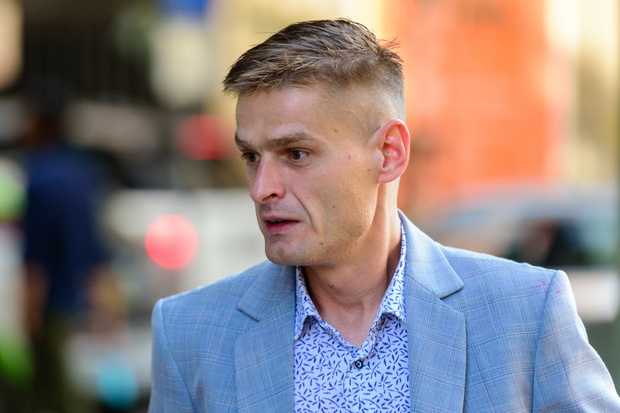 Tomasz Komenda przed studiem DDTVN