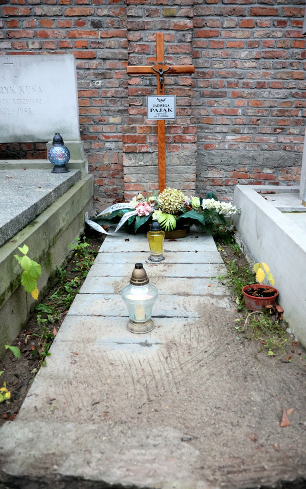 Jerzy Po?omski spocznie na Starych Pow?zkach