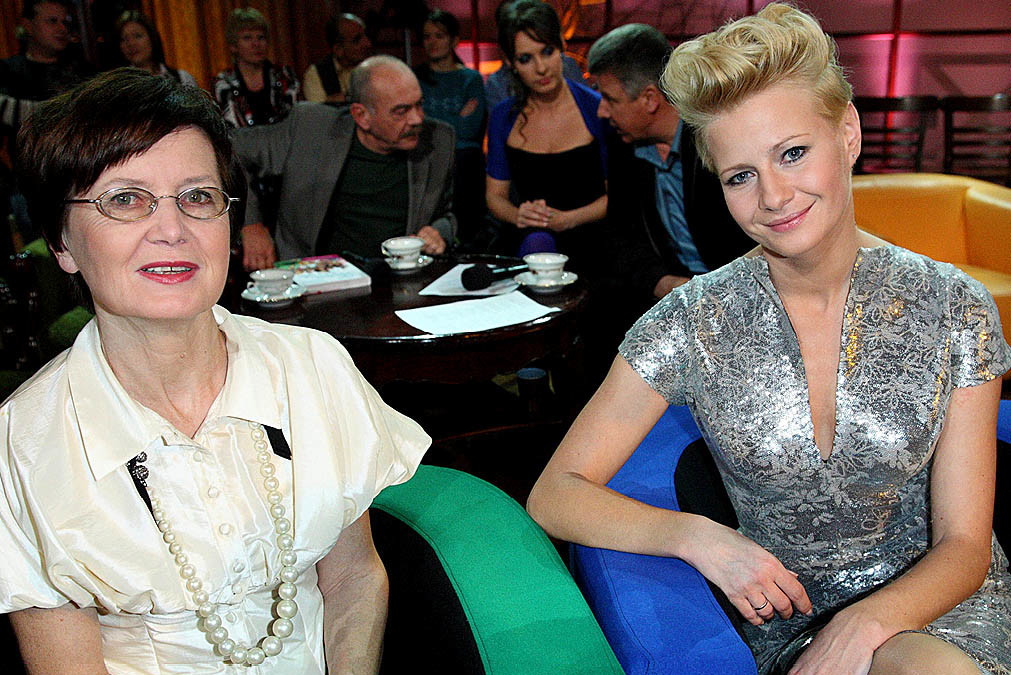 forum-0425137245 Małgorzata Kożuchowska, Jagwida Kożuchowska, Warszawa, 28.11.2009. Nagranie koncertu ""Zacisze gwiazd"