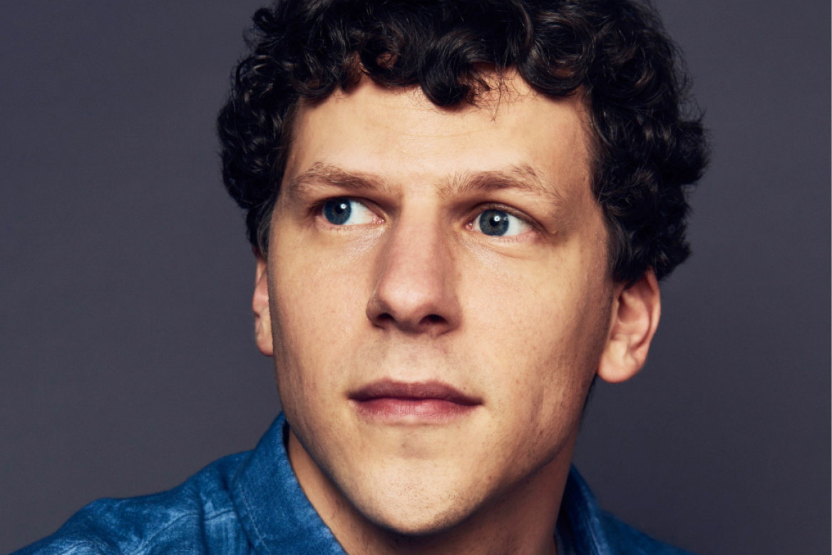 Jesse Eisenberg na Mastercard OFF CAMERA 2023