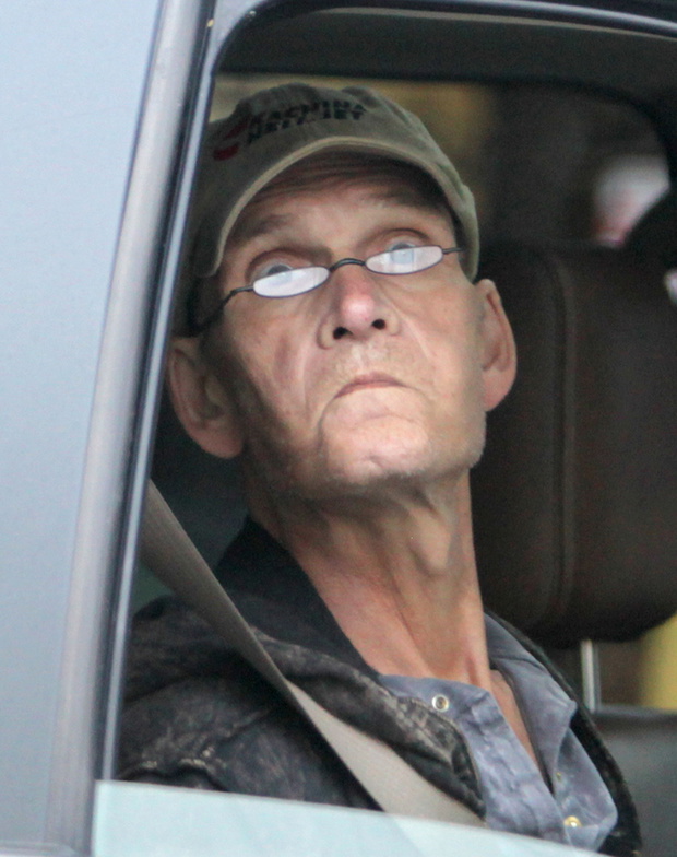 Will Patrick Swayze Sign A "Do Not Resuscitate" Order? 1/1