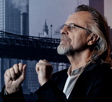 Jan A.P. Kaczmarek, Viva! 10/2023 NIE UŻYWAĆ PONOWNIE