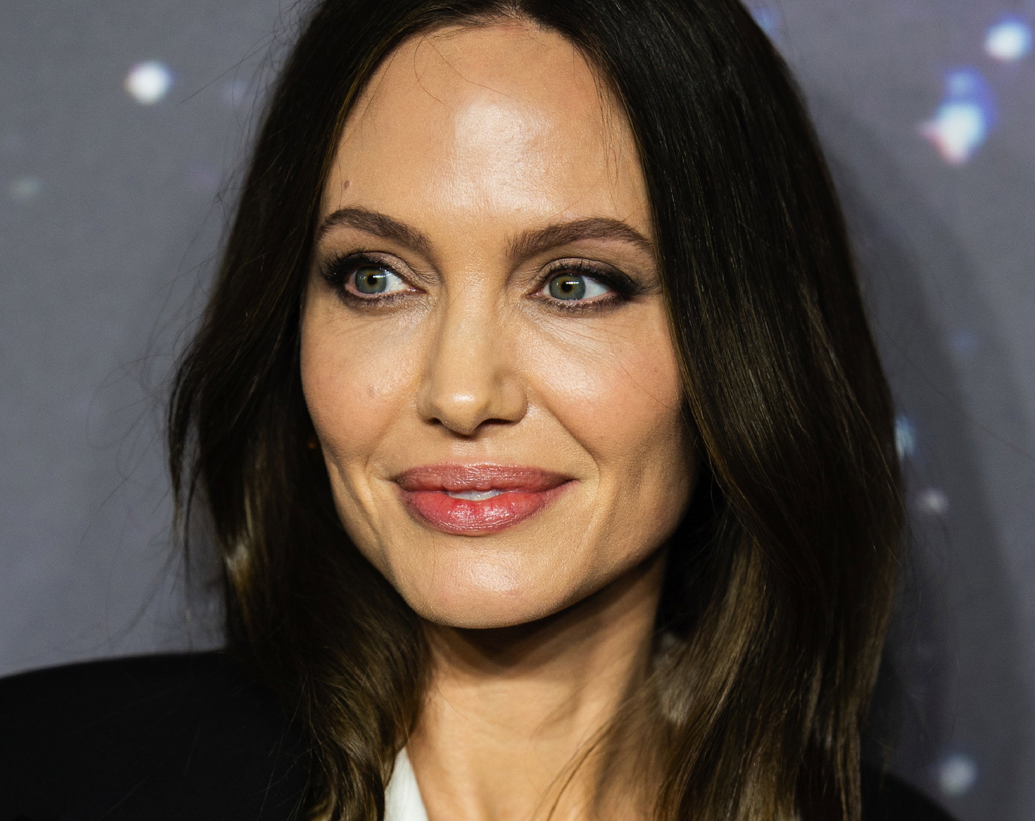 Angelina 2