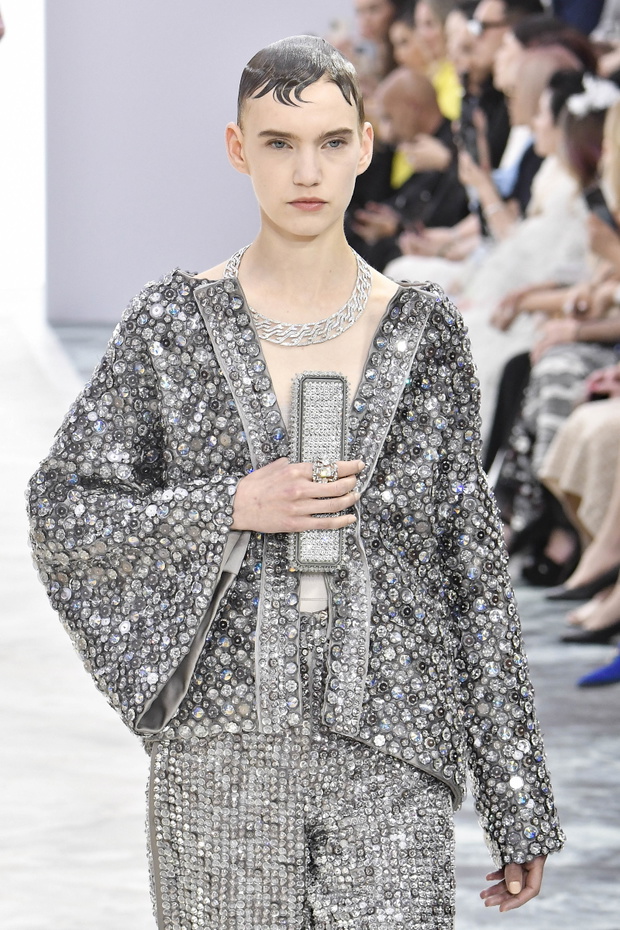 Fendi Couture - Runway - Fall/Winter 2023-2024 Paris Haute Couture Fashion Week