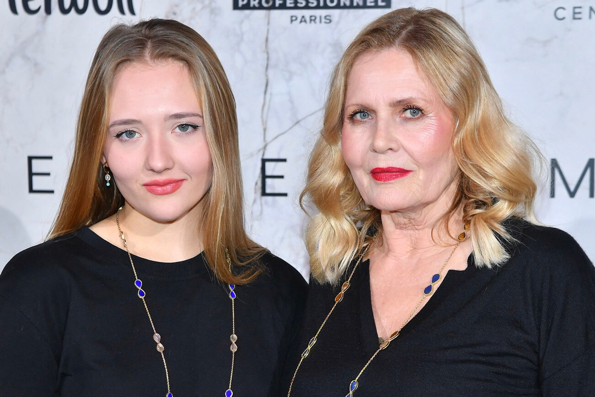 Grażyna Szapołowska, Karolina Matej