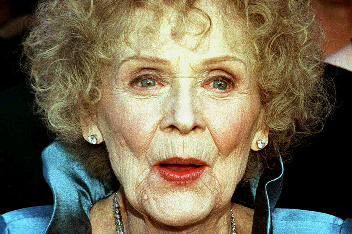 Gloria Stuart