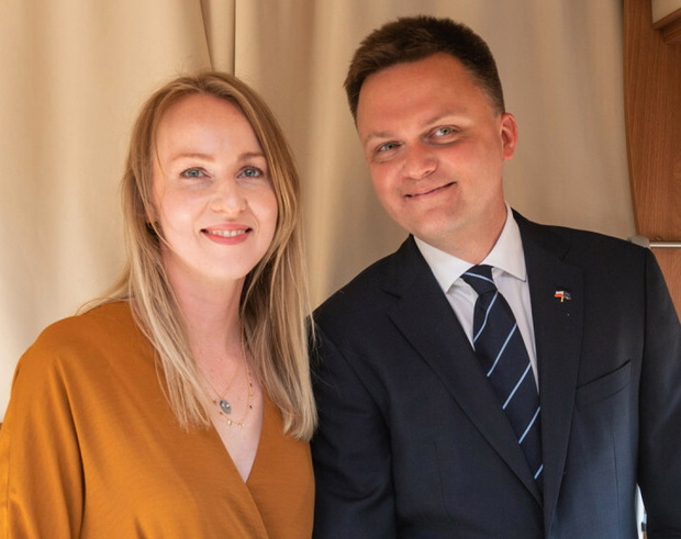 Szymon Hołownia, Urszula Brzezińska-Hołownia, żona, EN_01431611_0115