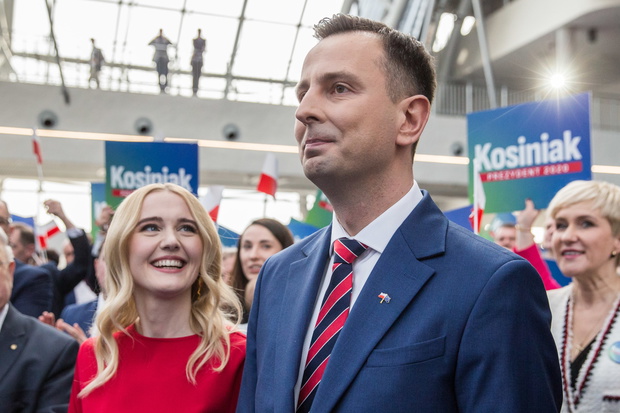 KONWENCJA INAUGURUJACA KAMPANIE PREZYDENCKA WLADYSLAWA KOSINIAKA KAMYSZA W JASIONCE
