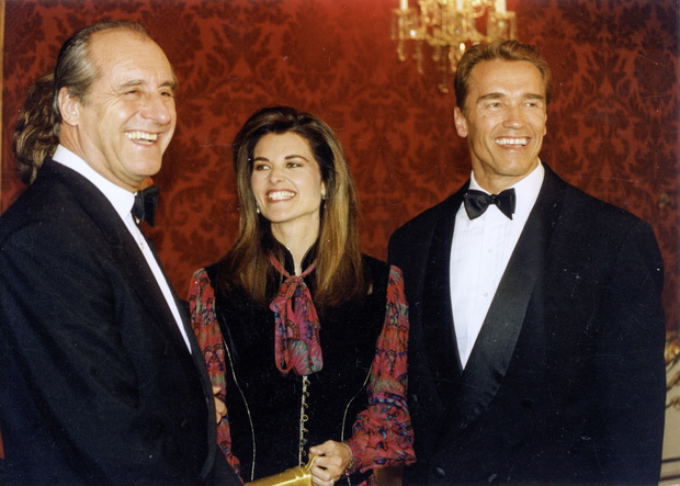 Arnold Schwarzenegger at reception by Federal President Thomas Klestil