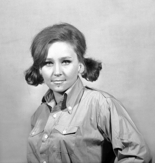 Anita Dymszowna, aktorka