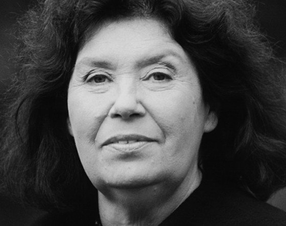 Zofia Merle, portret czarno-biały