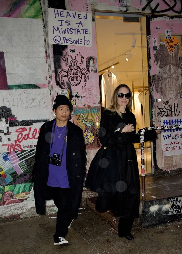 Celebrity Sightings In New York - December 28, 2023